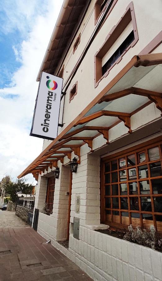 Cinerama Hostel San Carlos de Bariloche Exterior photo